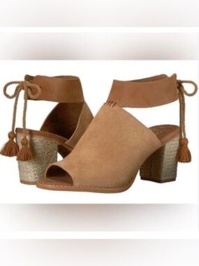 🤎 TOMS Seville Peep Toe Heeled Bootie Sandals Honey Suede Leather Block Heel